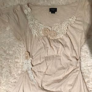 Like new Anthropologie Deletta floral top size XS